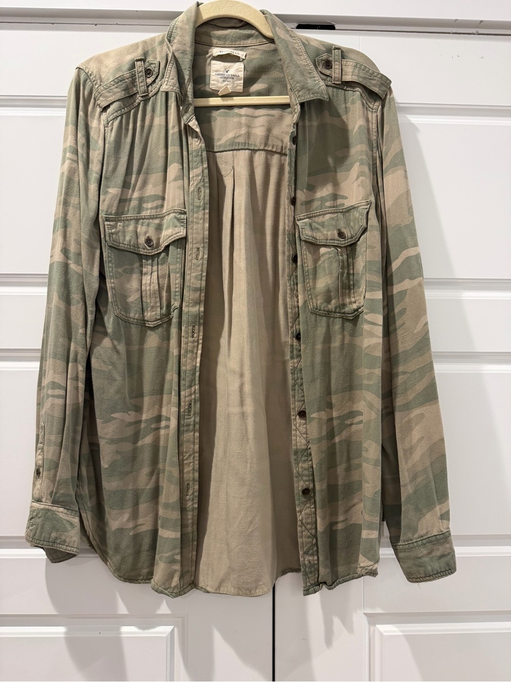American Eagle Outfitters Women’s Camo Utility Shirt Jacket - Green/Tan